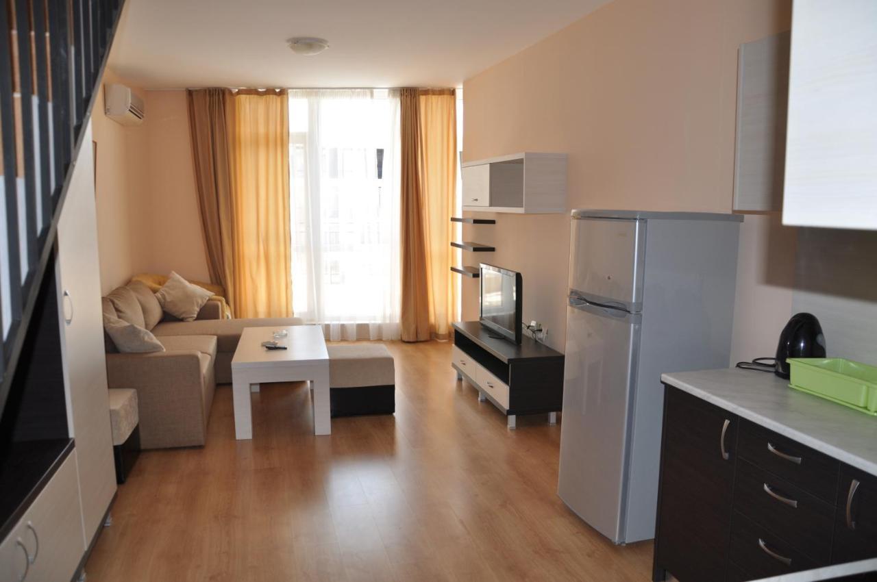 Luxor Apartments Pomorie Extérieur photo